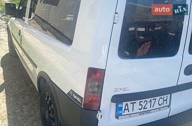 Мінівен Opel Combo 2006 в Коломиї