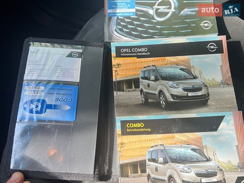 Вантажний фургон Opel Combo 2017 в Одесі