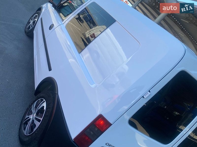 Мінівен Opel Combo 2005 в Одесі
