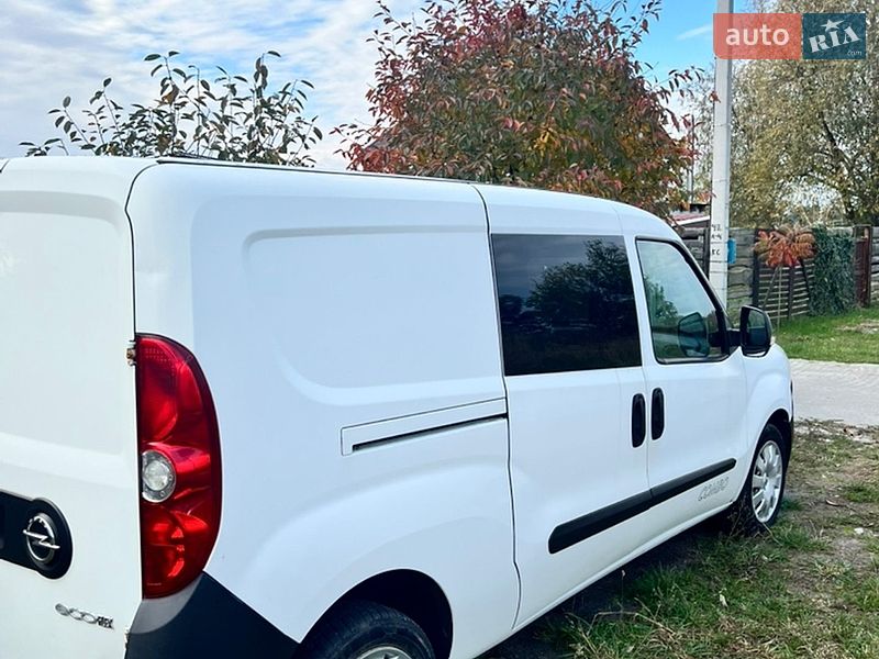 Грузопассажирский фургон Opel Combo 2013 в Киеве