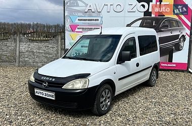 Минивэн Opel Combo 2005 в Коломые
