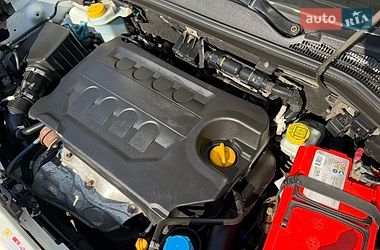 Грузовой фургон Opel Combo 2015 в Умани