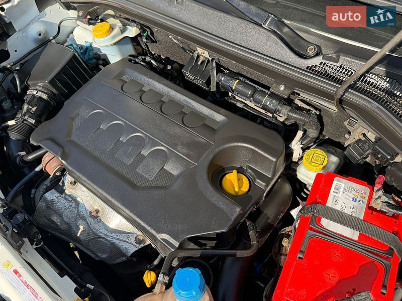 Грузовой фургон Opel Combo 2015 в Умани