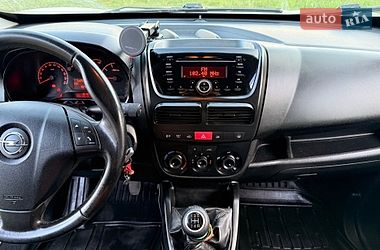 Вантажний фургон Opel Combo 2013 в Нетішині