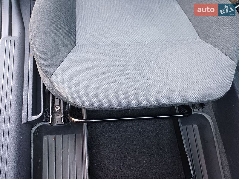 Мінівен Opel Combo 2005 в Косові