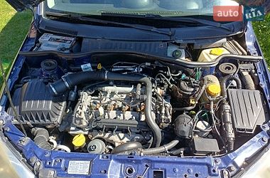 Мінівен Opel Combo 2005 в Косові