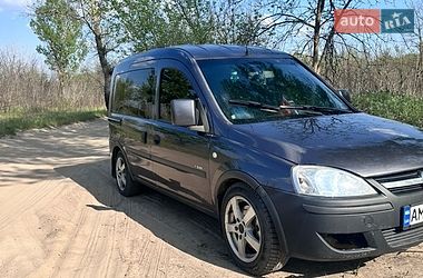 Минивэн Opel Combo 2005 в Павлограде фото Минивэн Opel Combo 2005 в Павлограде