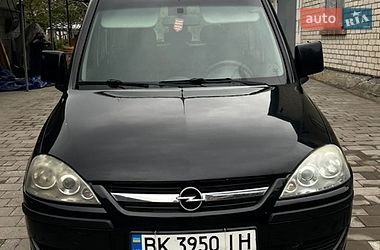 Минивэн Opel Combo 2008 в Ровно