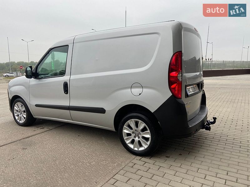 Грузовой фургон Opel Combo 2014 в Ходорове