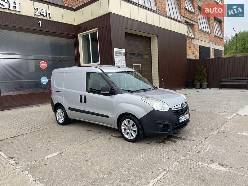 Грузовой фургон Opel Combo 2014 в Ходорове