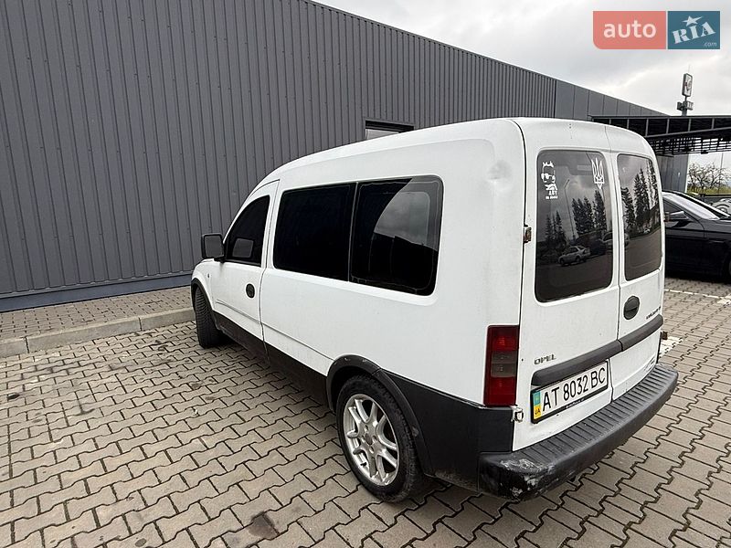 Мінівен Opel Combo 2002 в Коломиї