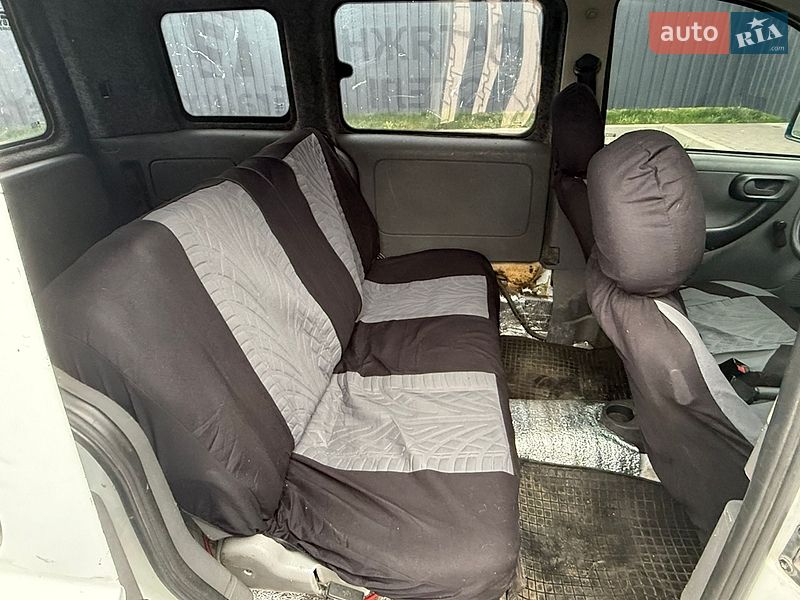 Мінівен Opel Combo 2002 в Коломиї