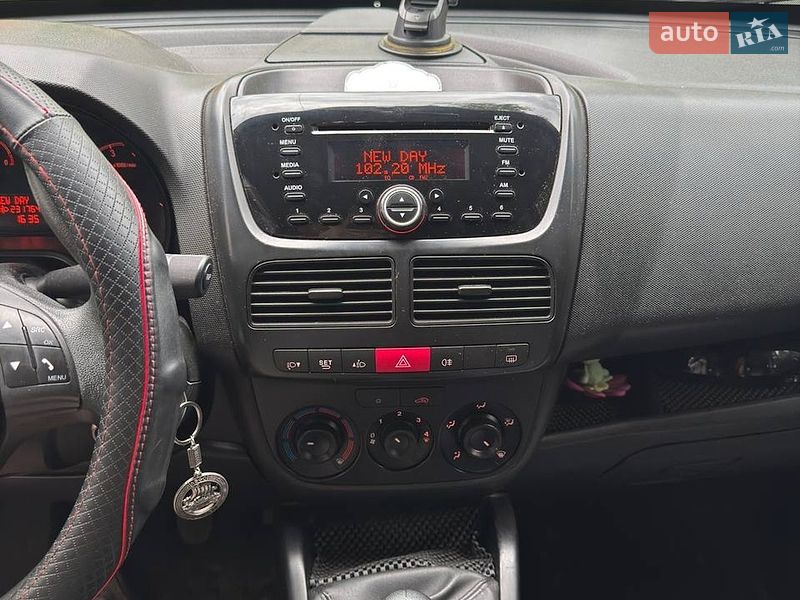 Минивэн Opel Combo 2015 в Житомире