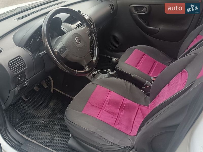 Минивэн Opel Combo 2009 в Киеве