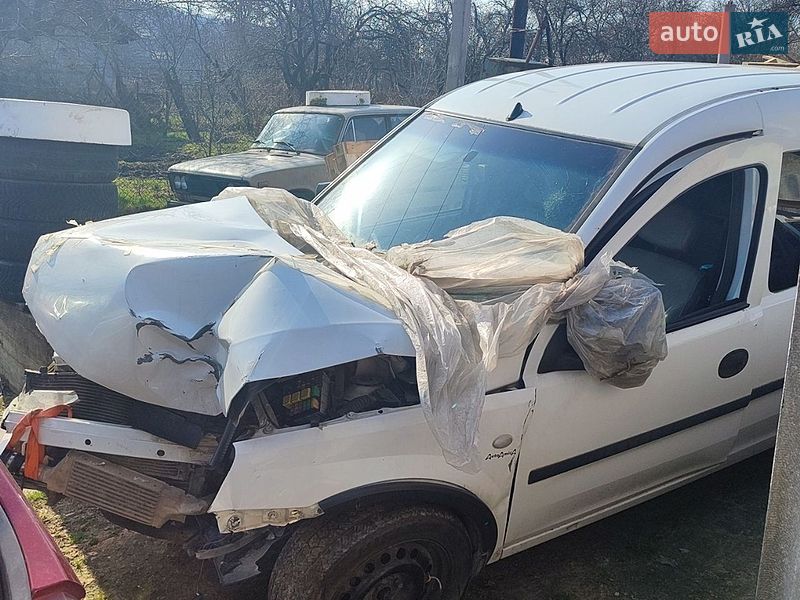 Opel Combo 2005
