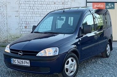 Минивэн Opel Combo 2003 в Дрогобыче