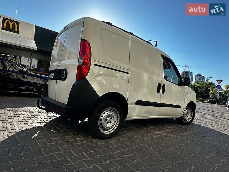 Грузовой фургон Opel Combo 2013 в Киеве