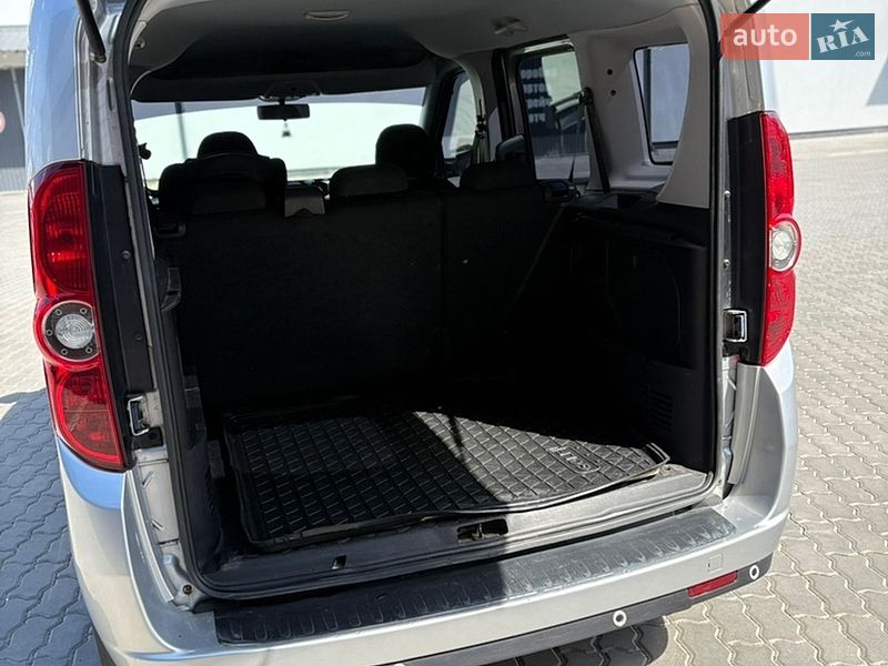 Мінівен Opel Combo 2016 в Бориславі