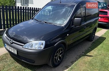 Вантажний фургон Opel Combo 2006 в Чернівцях