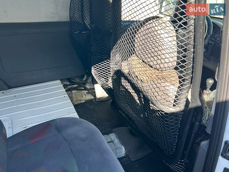 Вантажний фургон Opel Combo 2004 в Харкові
