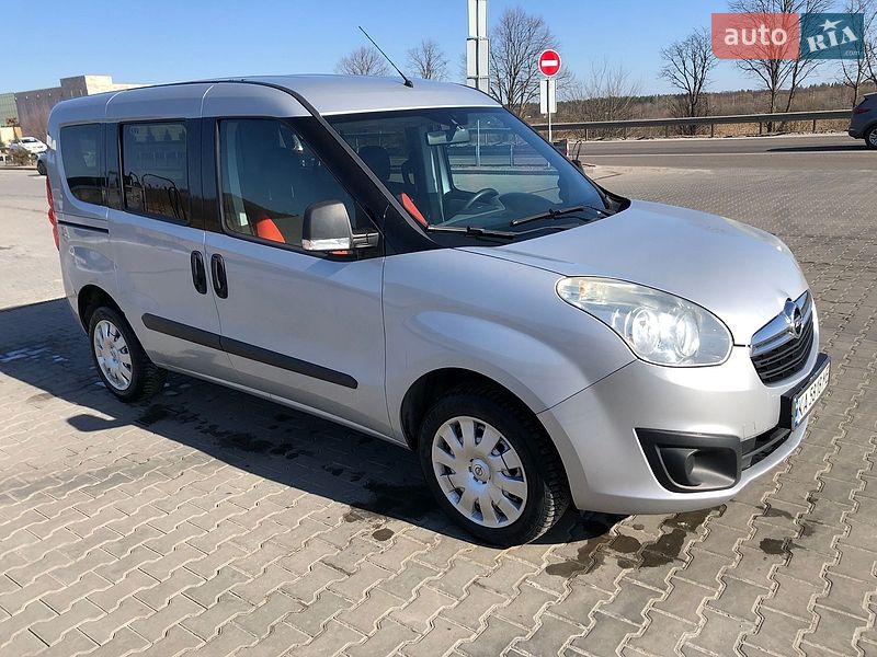 Мінівен Opel Combo 2016 в Києві