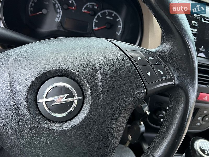 Мінівен Opel Combo 2012 в Дрогобичі