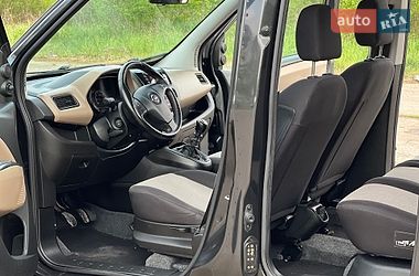 Мінівен Opel Combo 2012 в Дрогобичі
