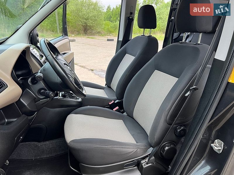 Мінівен Opel Combo 2012 в Дрогобичі