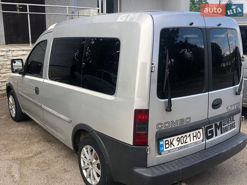 Мінівен Opel Combo 2003 в Сарнах