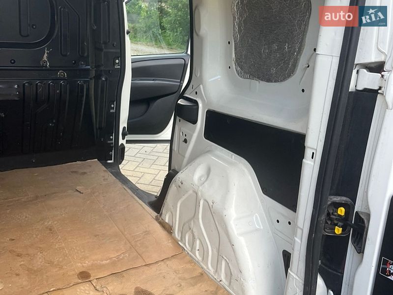 Грузовой фургон Opel Combo 2017 в Обухове