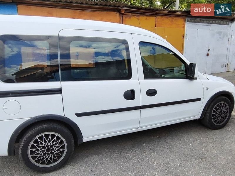 Мінівен Opel Combo 2009 в Києві