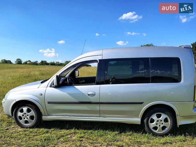 Минивэн Opel Combo 2004 в Житомире