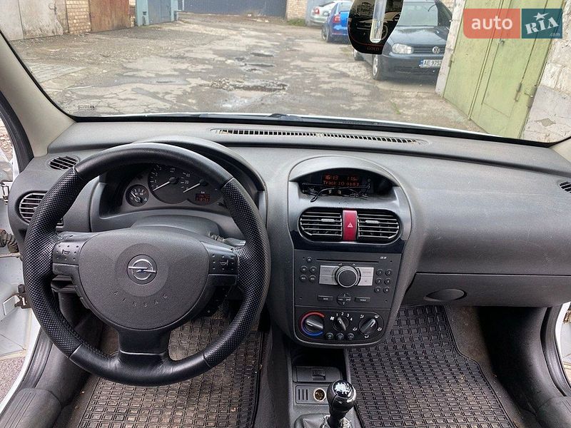 Вантажний фургон Opel Combo 2010 в Кривому Розі фото 9 Вантажний фургон Opel Combo 2010 в Кривому Розі