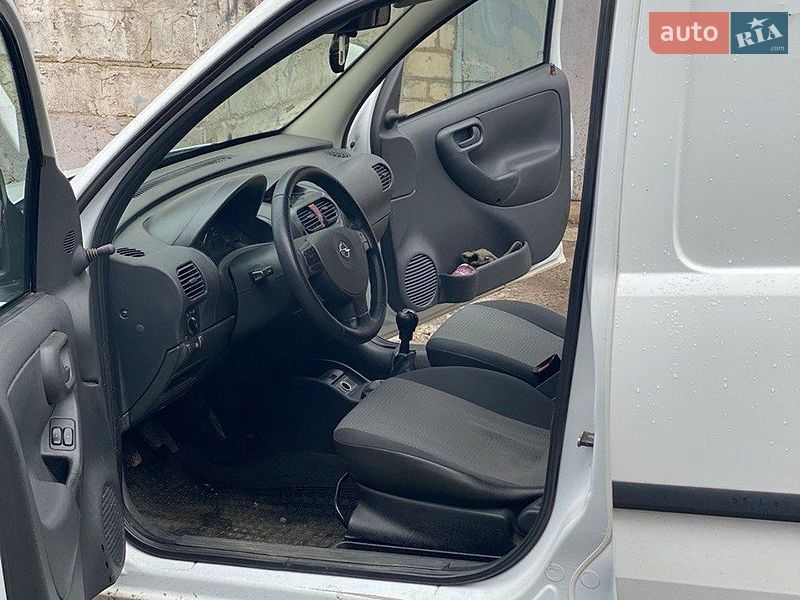 Вантажний фургон Opel Combo 2010 в Кривому Розі фото 8 Вантажний фургон Opel Combo 2010 в Кривому Розі