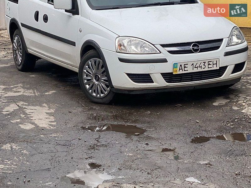 Вантажний фургон Opel Combo 2010 в Кривому Розі фото Вантажний фургон Opel Combo 2010 в Кривому Розі