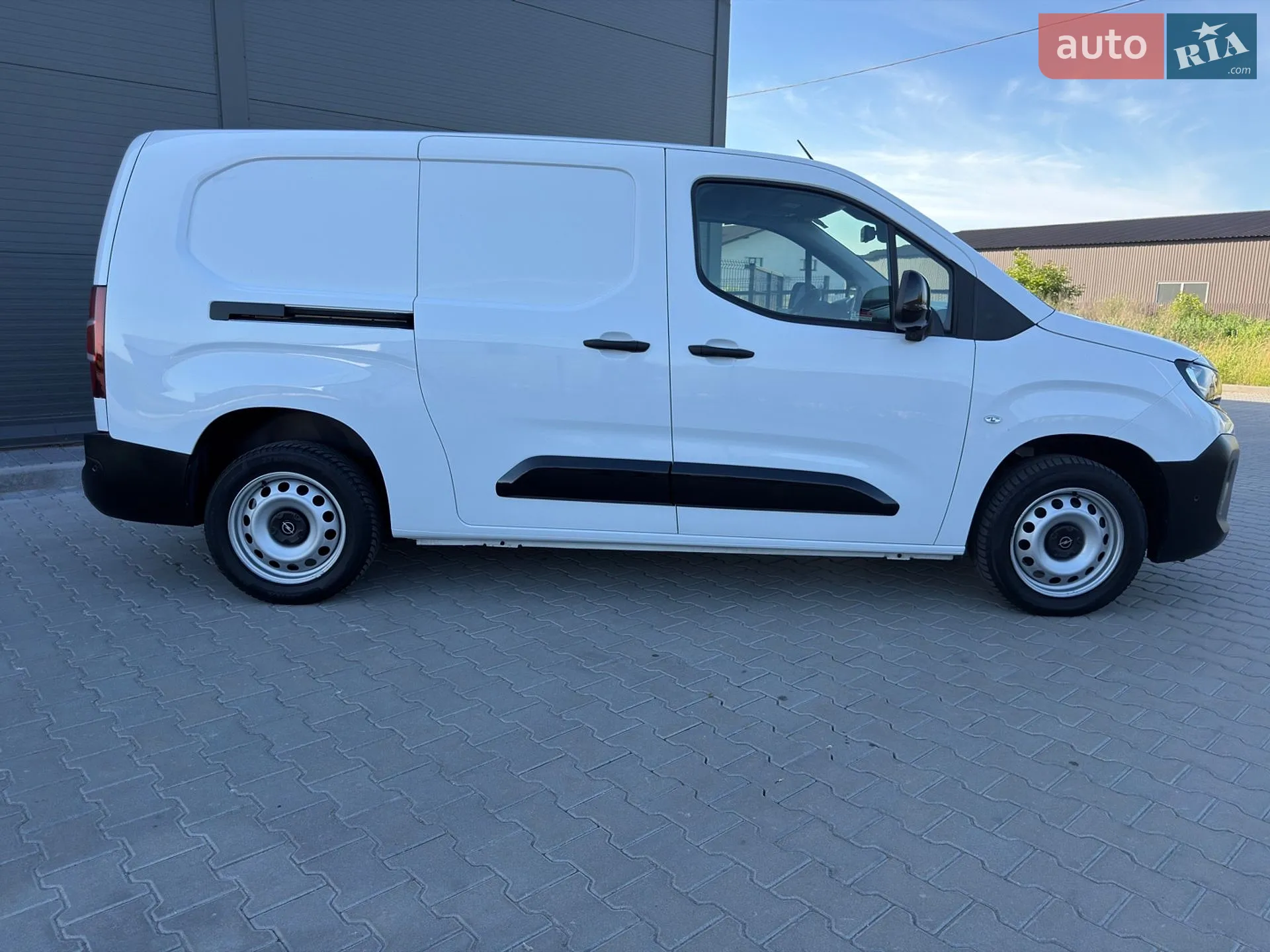 2025 Opel Combo - мініатюра 8