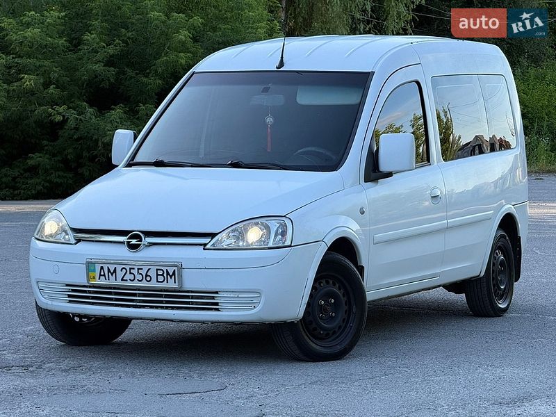 Opel Combo 2006