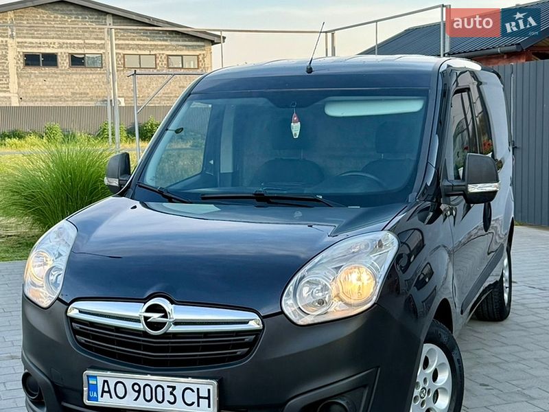 Мінівен Opel Combo 2012 в Виноградові