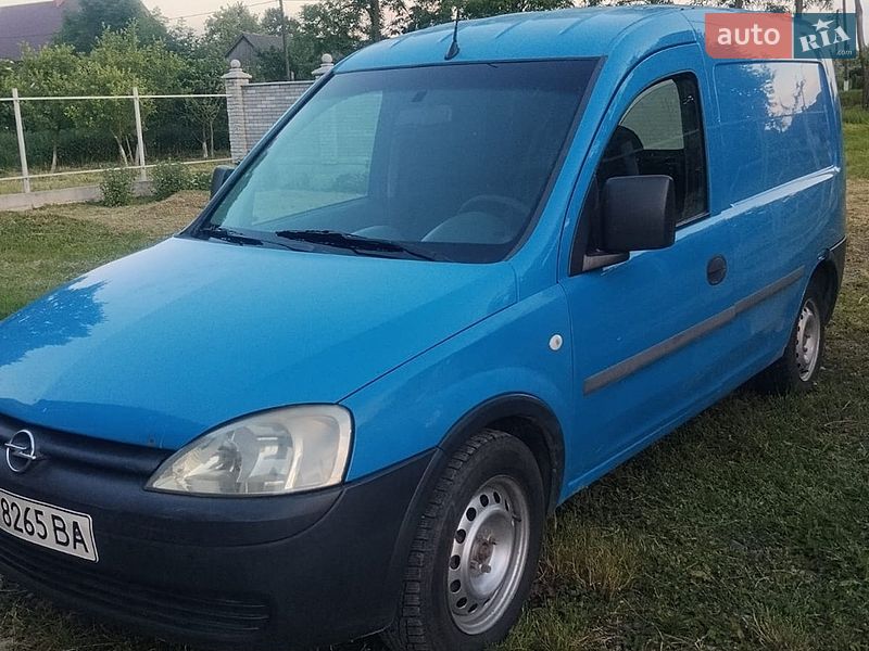 Минивэн Opel Combo 2002 в Панке
