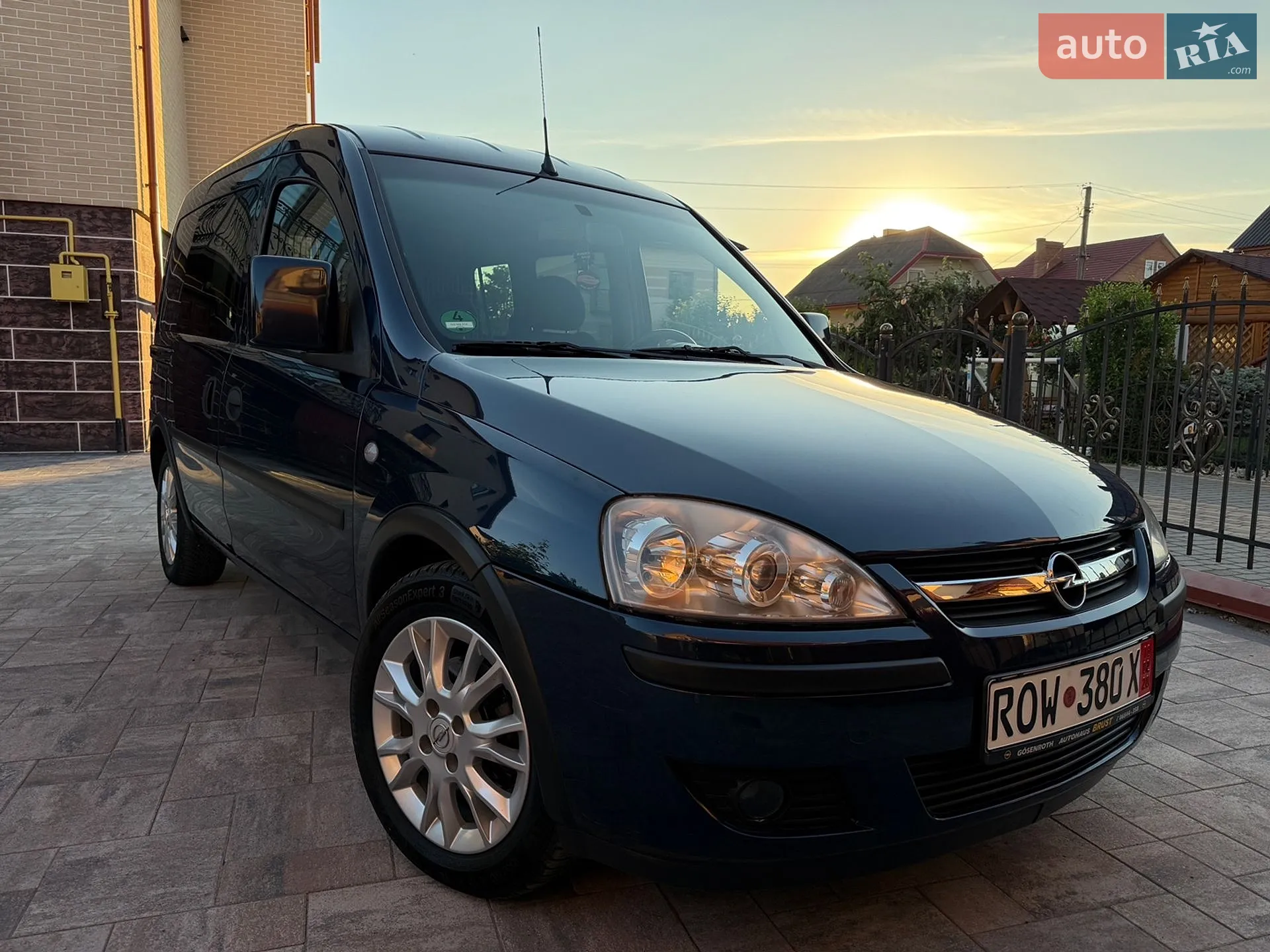 2010 Opel Combo - мініатюра 4