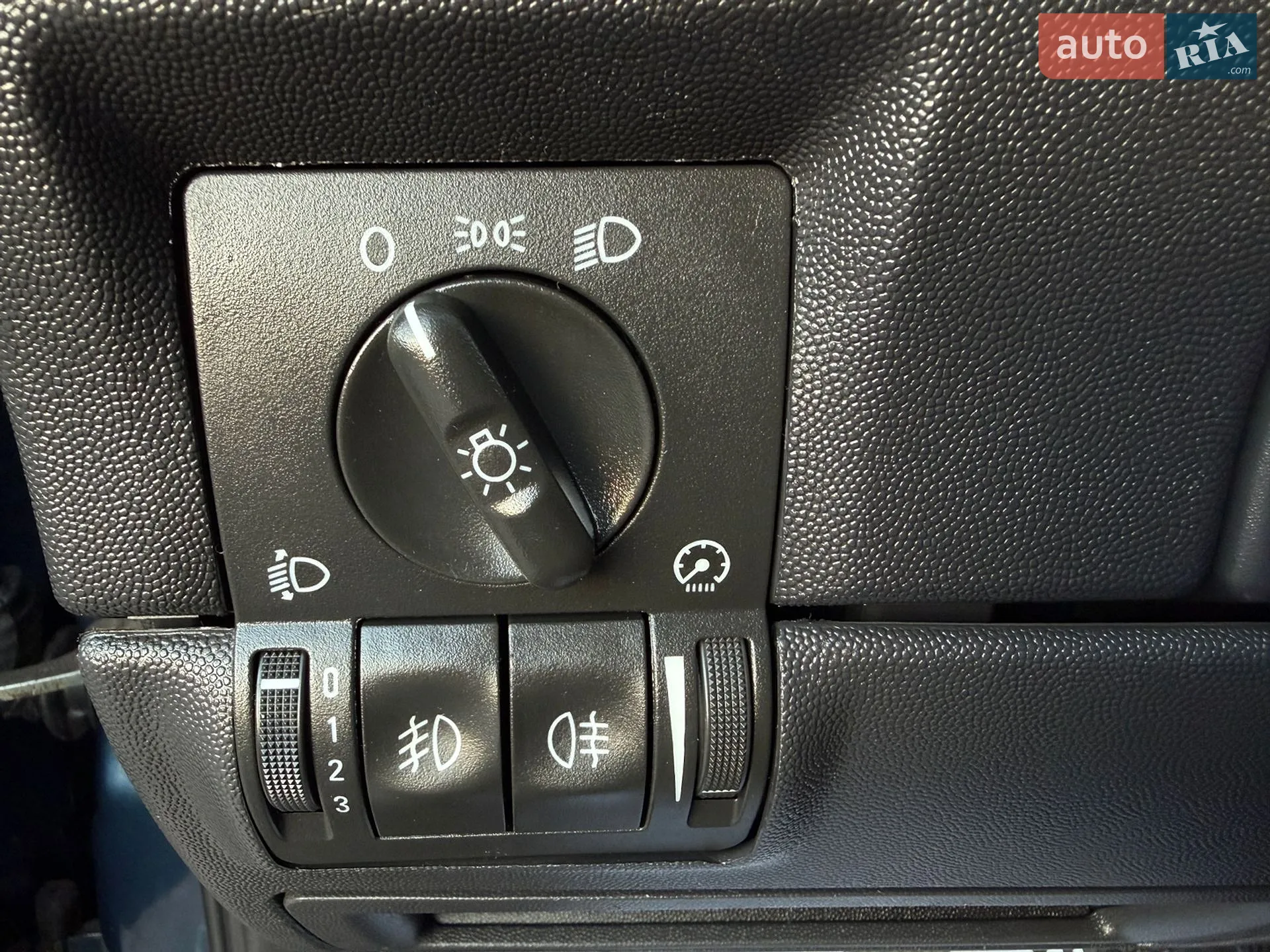 2010 Opel Combo - мініатюра 24
