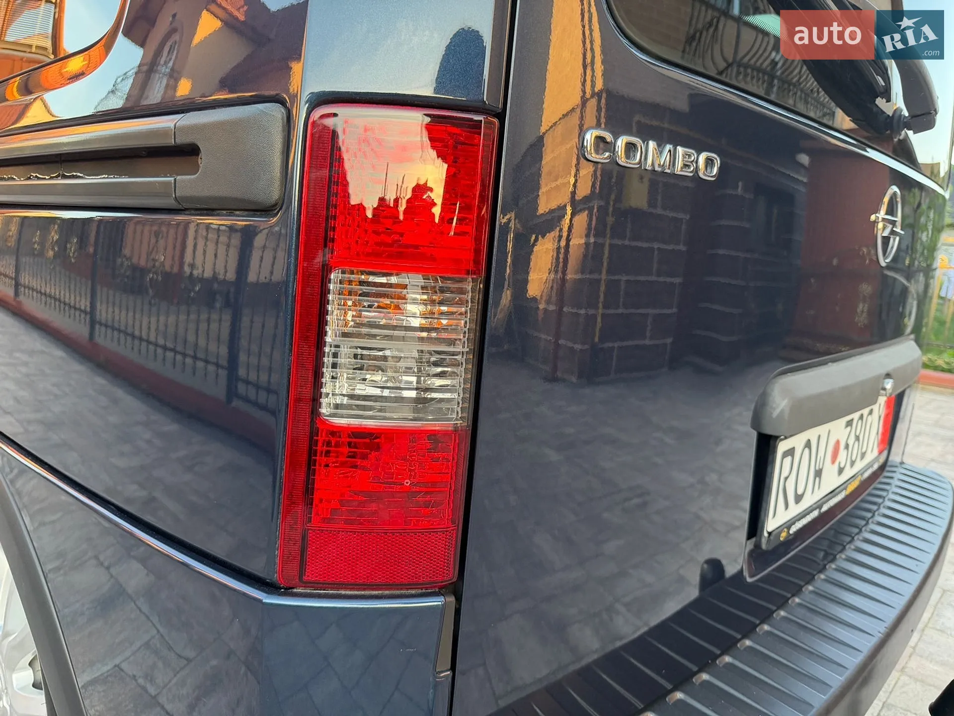 2010 Opel Combo - мініатюра 46
