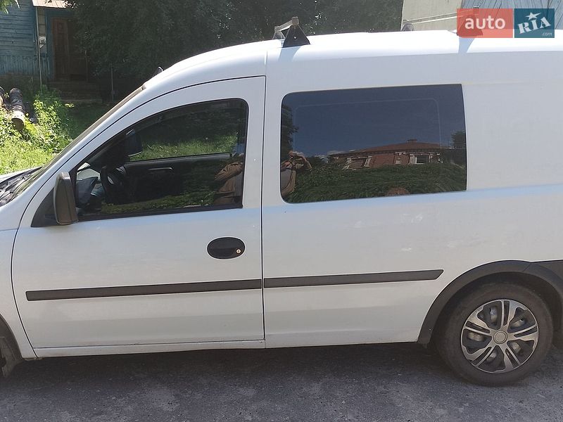 Мінівен Opel Combo 2003 в Глухові