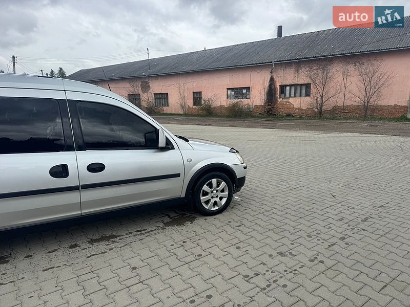 Минивэн Opel Combo 2007 в Косове фото 7 Минивэн Opel Combo 2007 в Косове