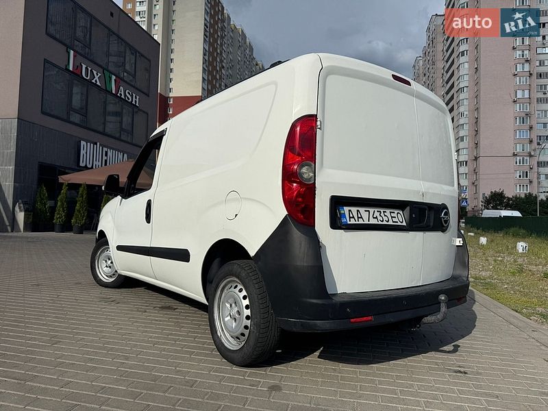 Грузовой фургон Opel Combo 2013 в Киеве