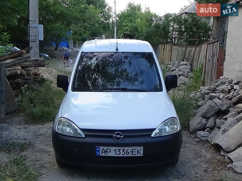 Грузовой фургон Opel Combo 2007 в Запорожье