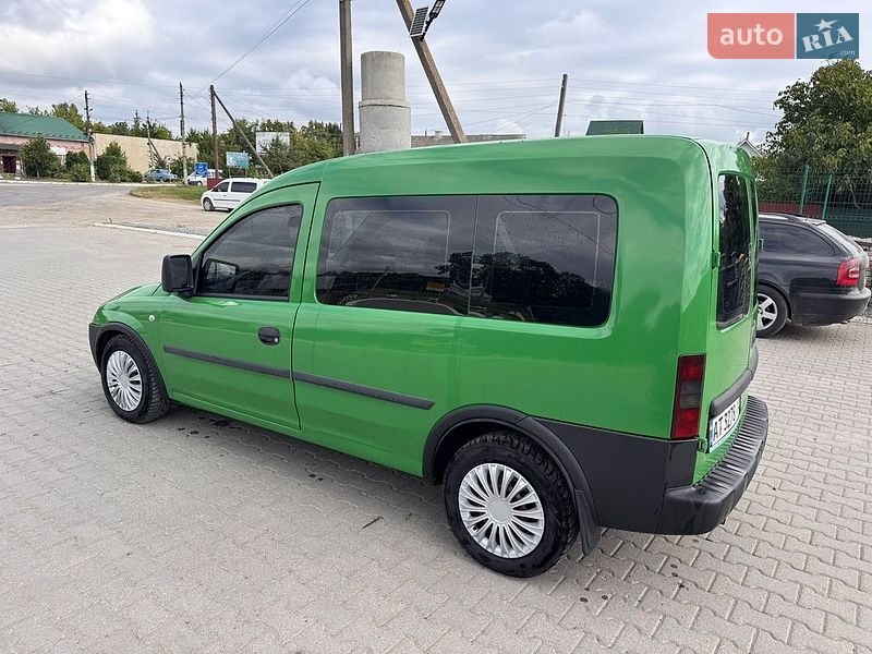 Минивэн Opel Combo 2006 в Черновцах