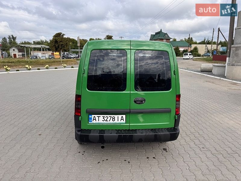 Минивэн Opel Combo 2006 в Черновцах