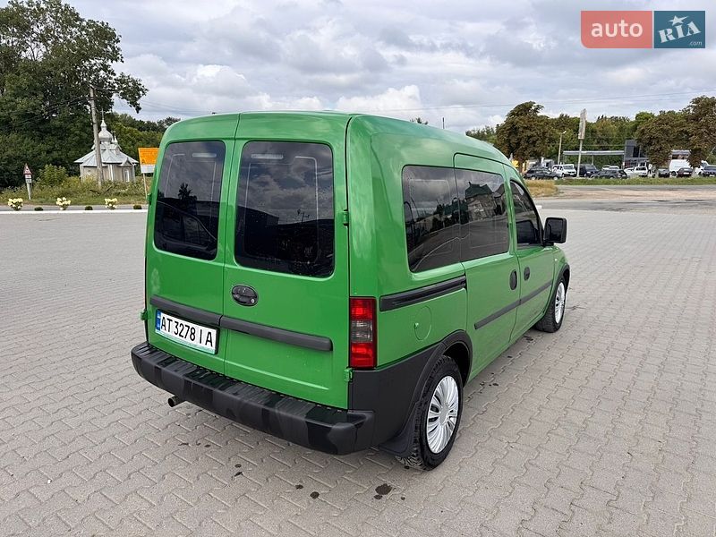 Минивэн Opel Combo 2006 в Черновцах
