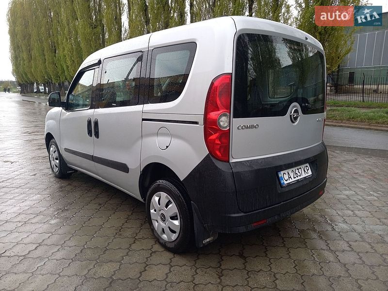 Минивэн Opel Combo 2014 в Черкассах